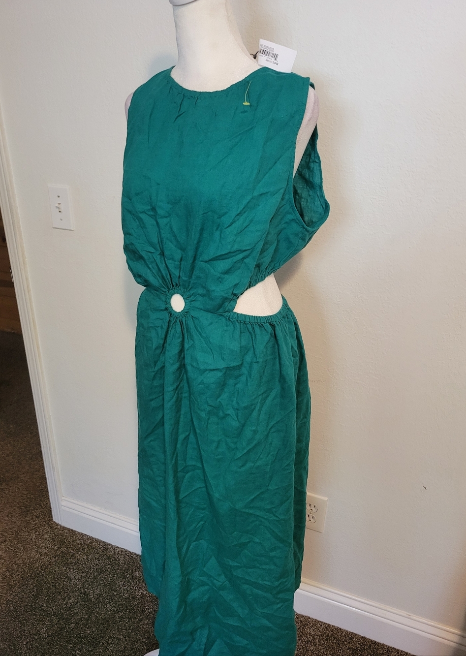 Sleeveless Teal Maxi Dress with Ring Cutout